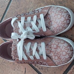 DKNY Salmon Pink Shoes